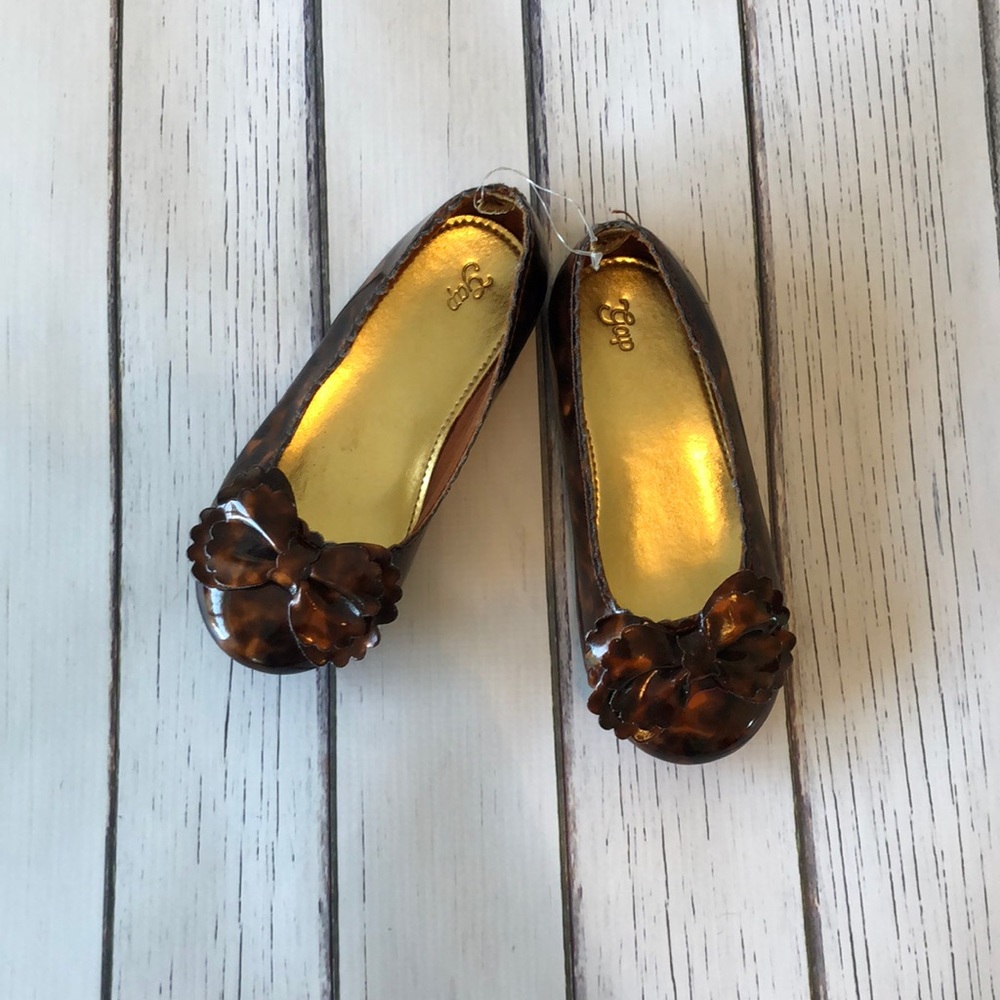 Children’s flat shoe